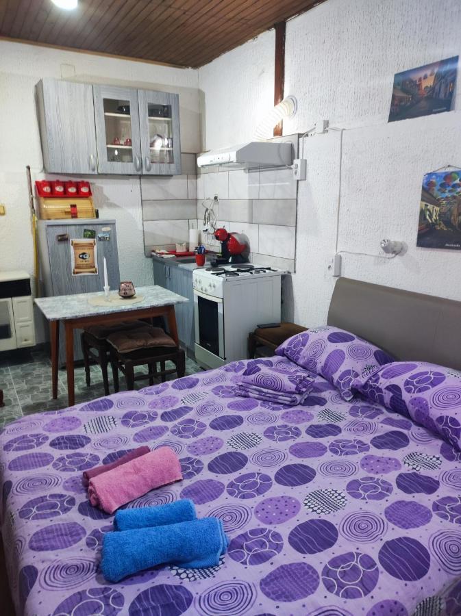Prenociste Indija Hrvic Appartement Buitenkant foto